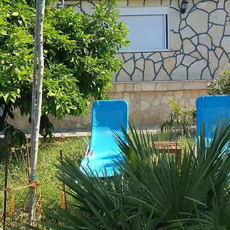 Simply Corner Kaštel Stari